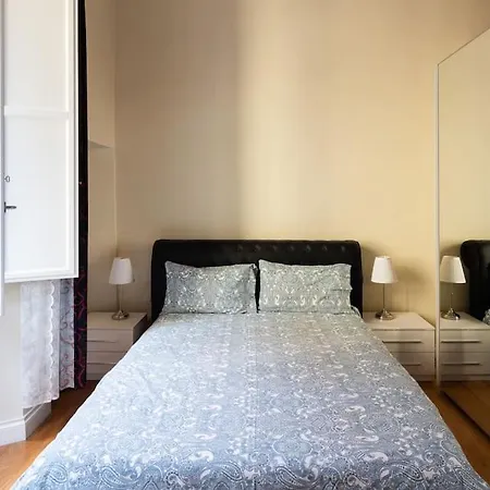 Elegant Gloria Retreat דירה